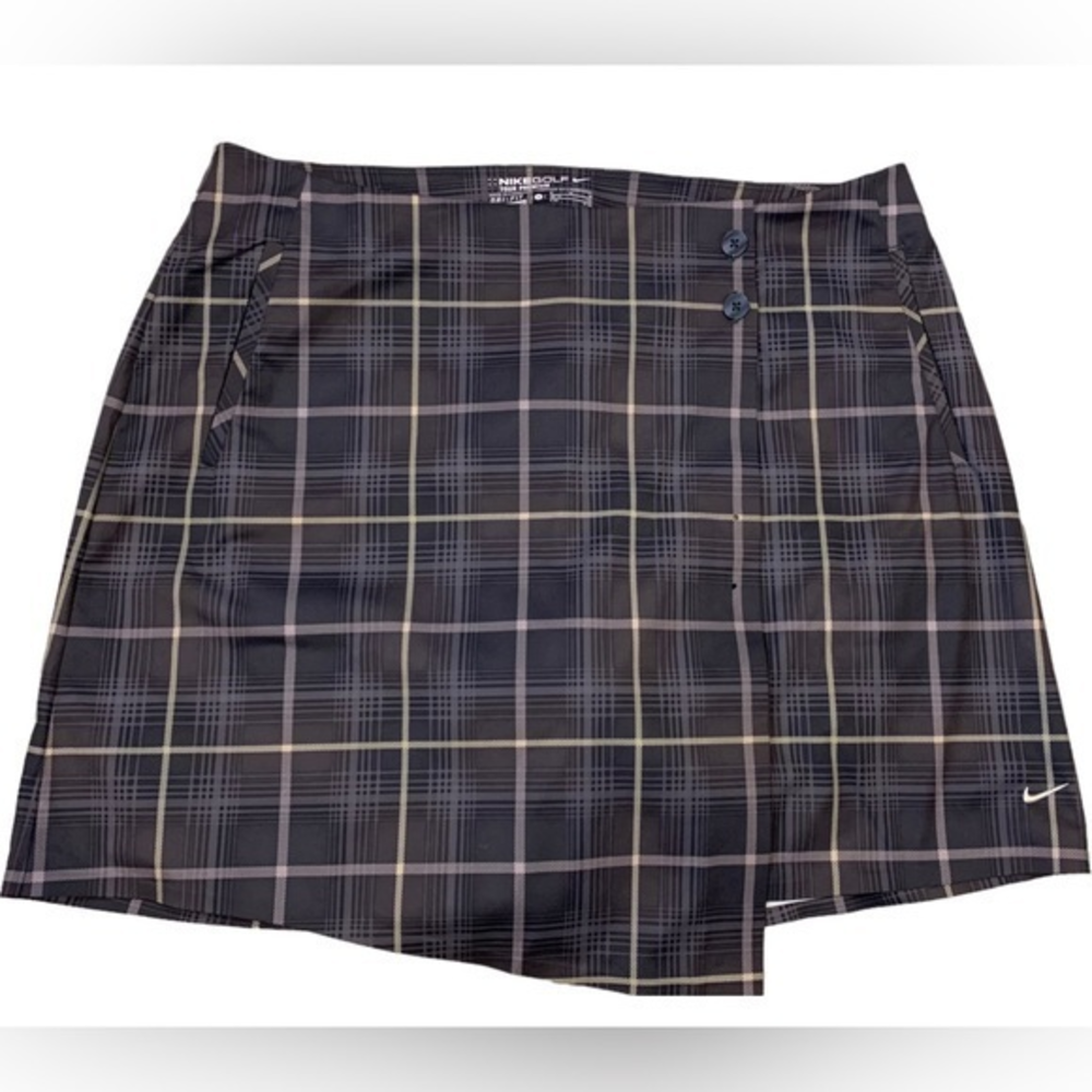 Nike Womens 8 Medium Golf Tour Premium Wrap Skirt With Detachable Shorts‎ Plaid